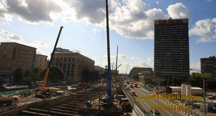 Власти Москвы в 2013 году намерены завершить 9 крупных дорожных объектов